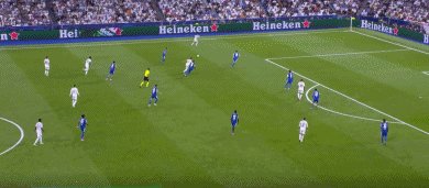 1758064045239035313.gif 皇赛28.gif