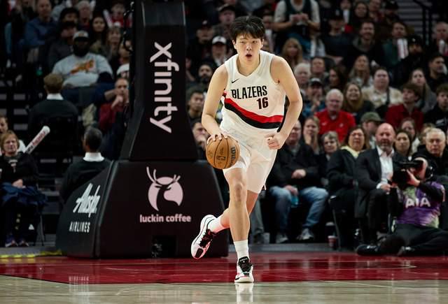 开云在线开户平台-奇才vs开拓者前瞻：杨瀚森有望出场，开拓者力争终结连败