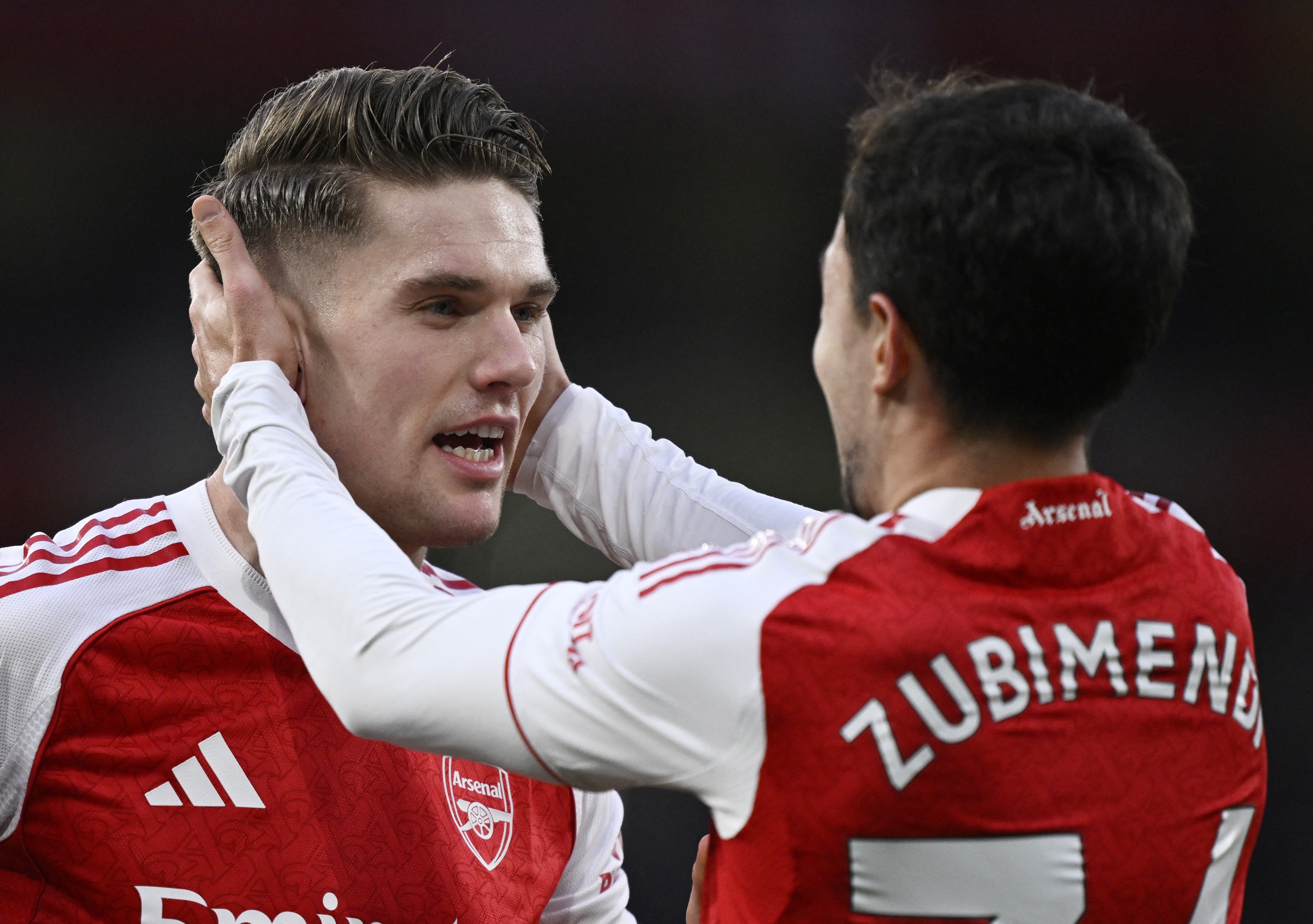 开云体育登录入口-浓眉大眼!苏维门迪:约克雷斯告知了我们关于葡体的一切